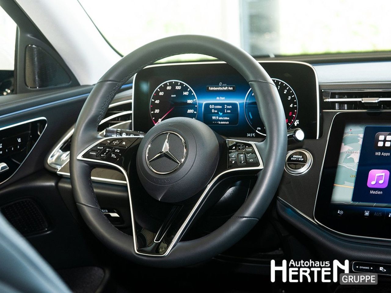 Mercedes-Benz E-Klasse – Bild 9