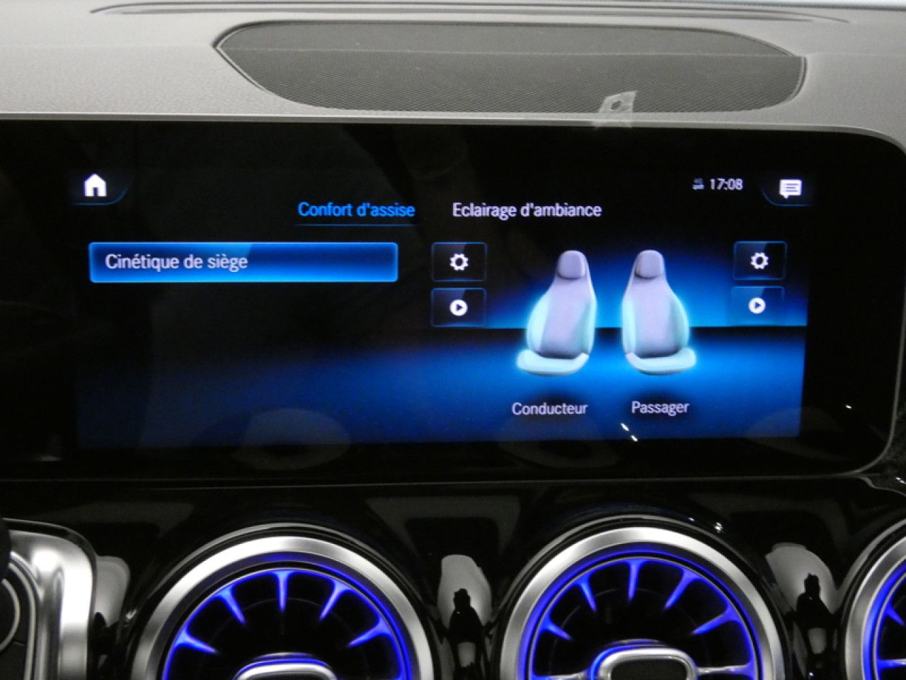 Photo du v&eacute;hicule 18 / 18