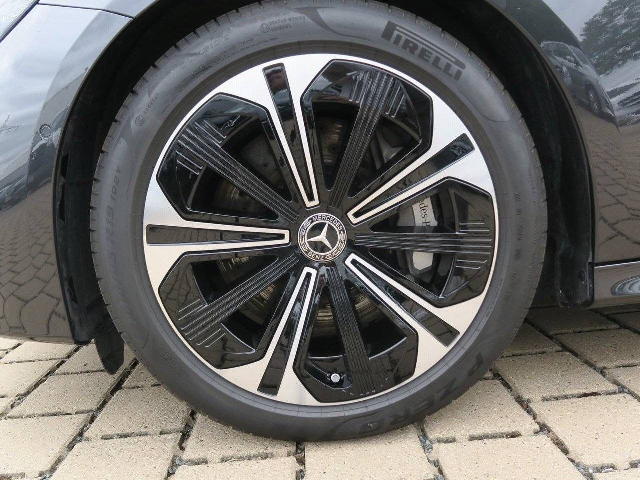 Mercedes-Benz E-Klasse – Bild 5