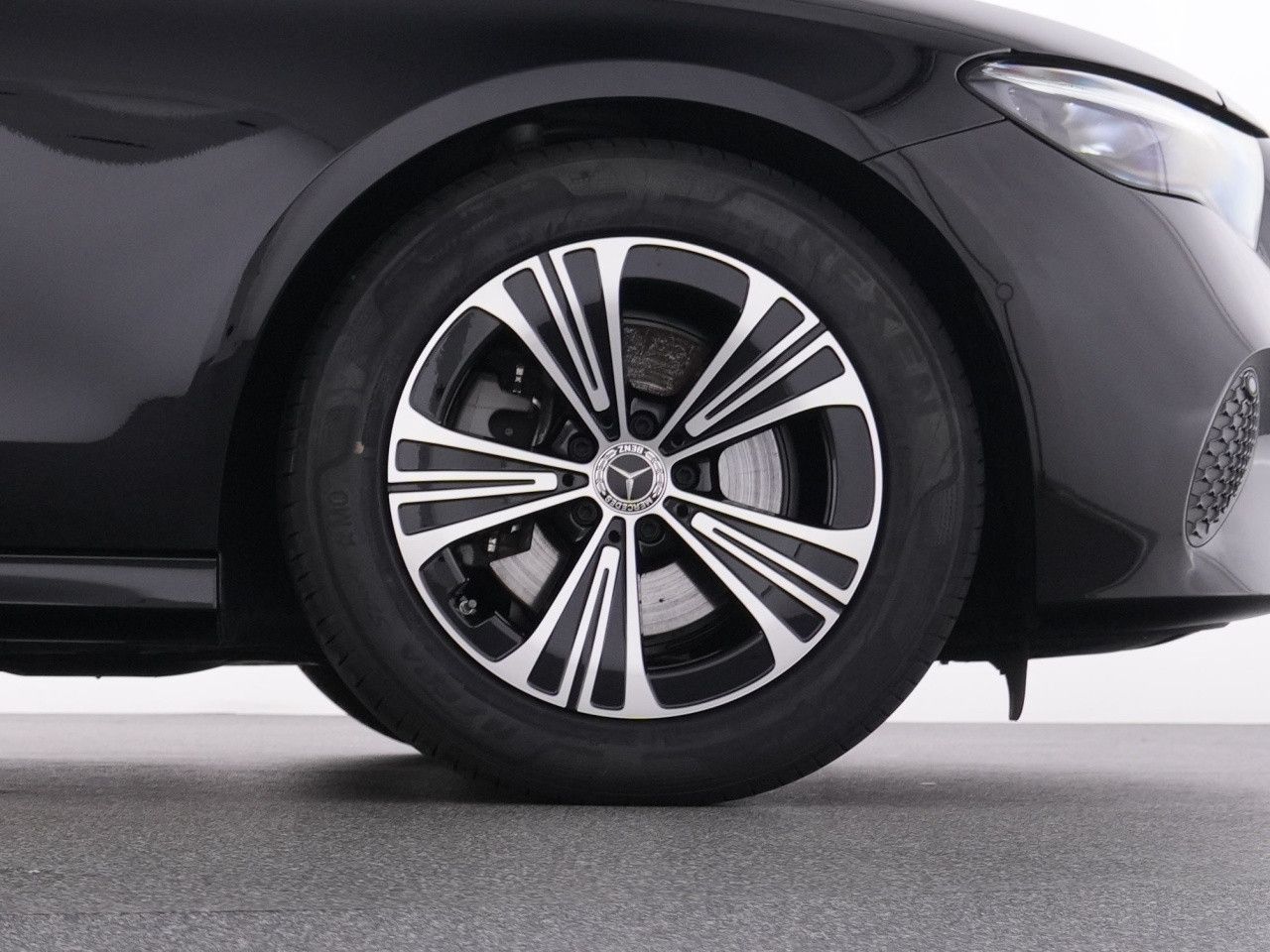 Mercedes-Benz E-Klasse – Bild 21