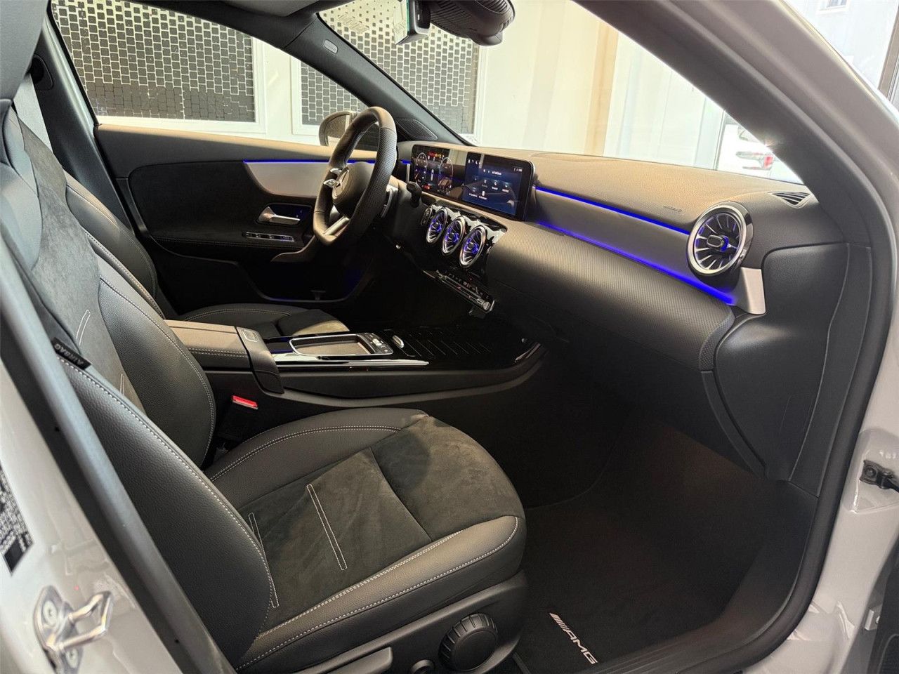 Fahrzeugbild 28 / 28