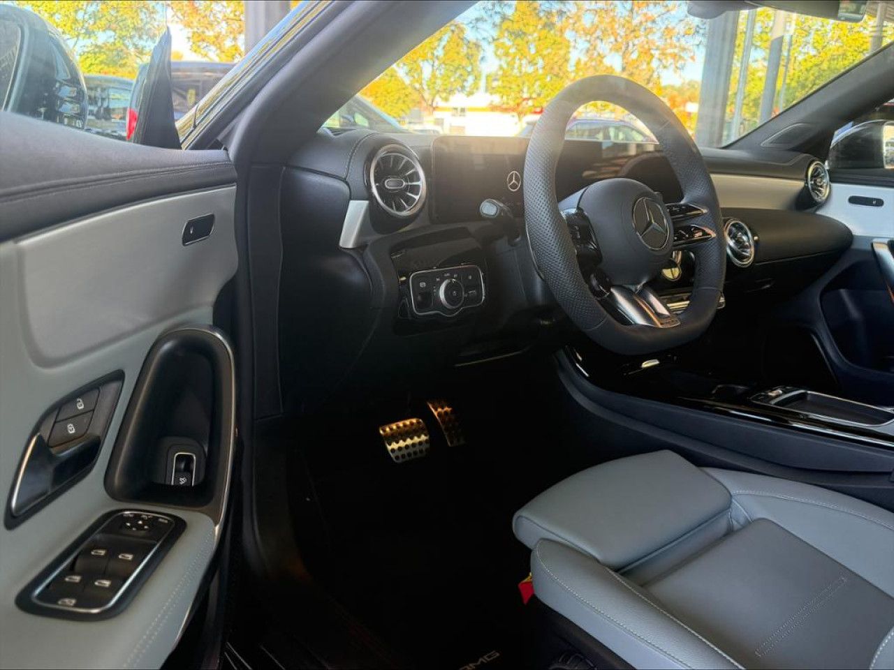 Mercedes-Benz CLA – Bild 3
