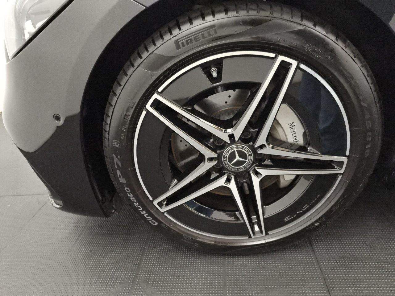 Mercedes-Benz C-Klasse – Bild 9