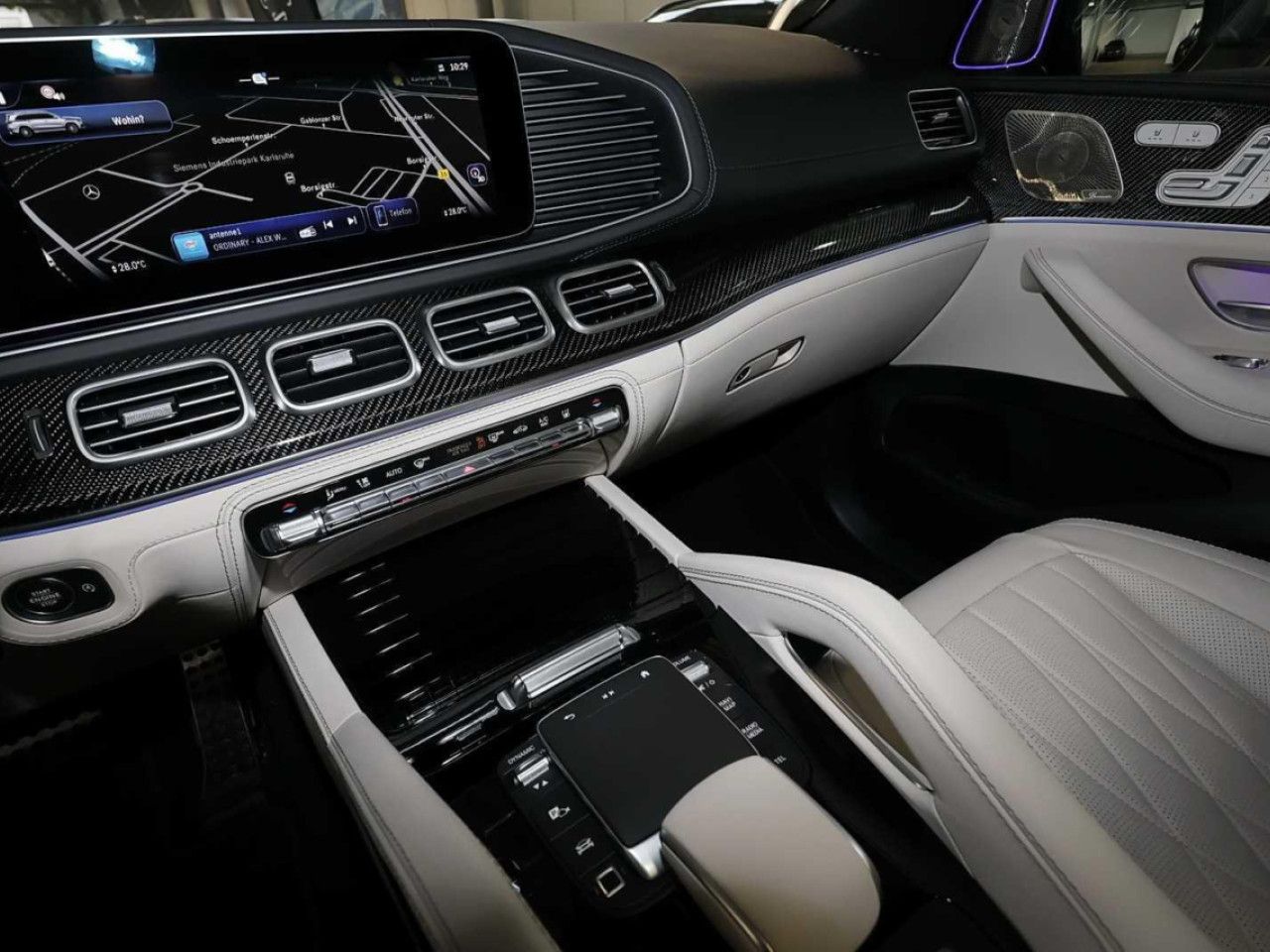 Mercedes-Benz GLS – Bild 12