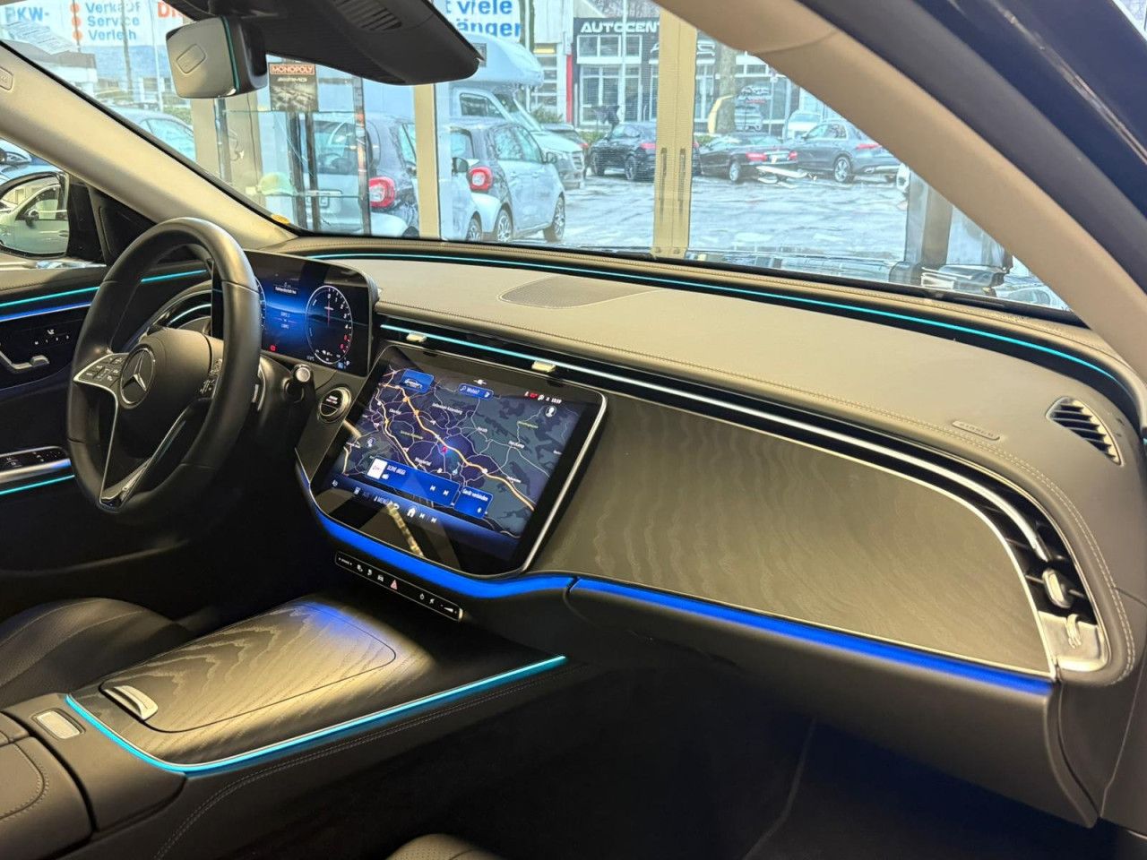 Mercedes-Benz E-Klasse – Bild 14