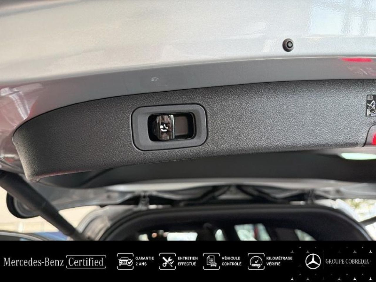 Photo du v&eacute;hicule 16 / 18