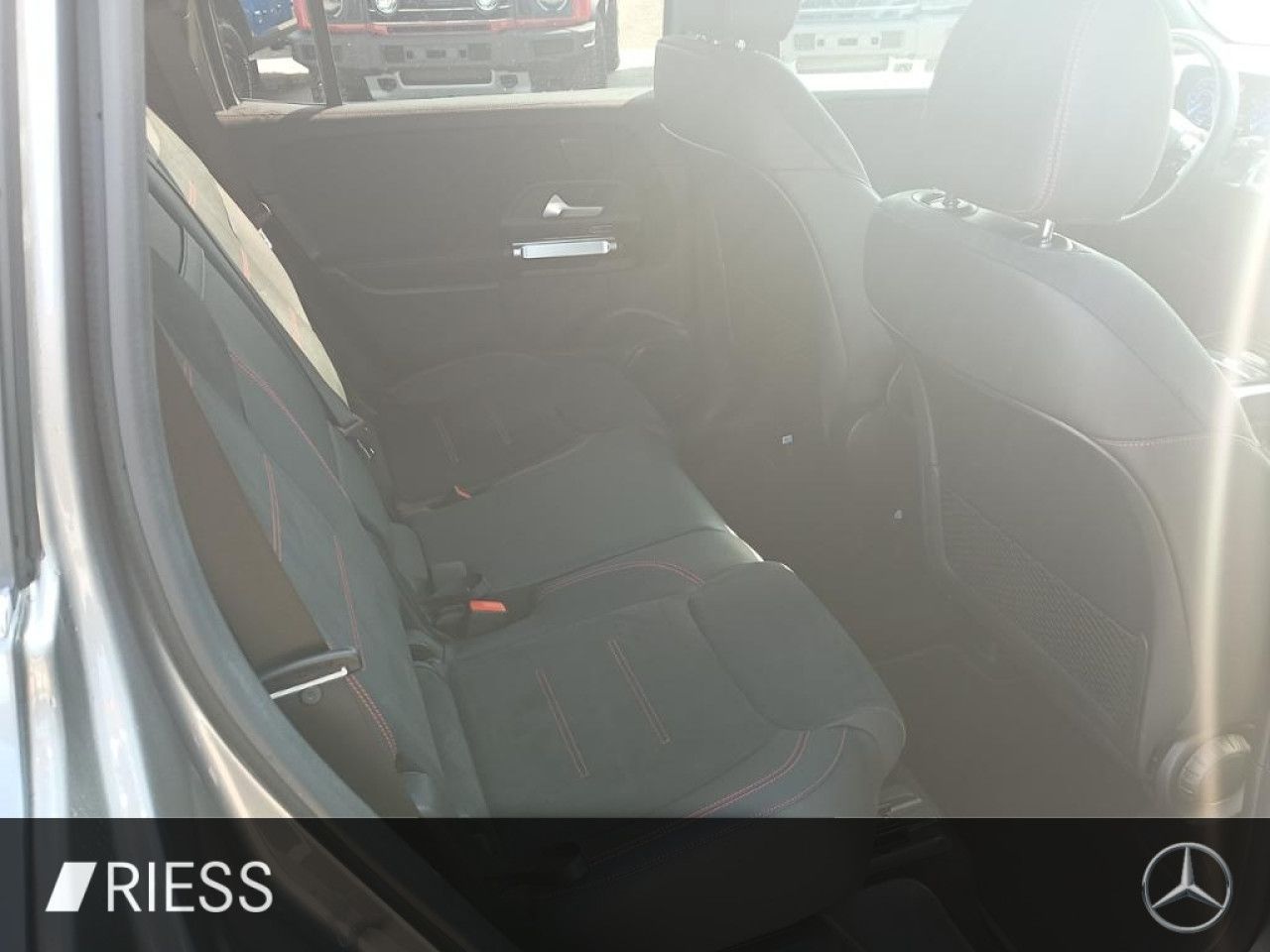 Fahrzeugbild 17 / 21