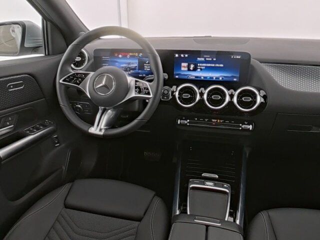 Mercedes-Benz GLA 180