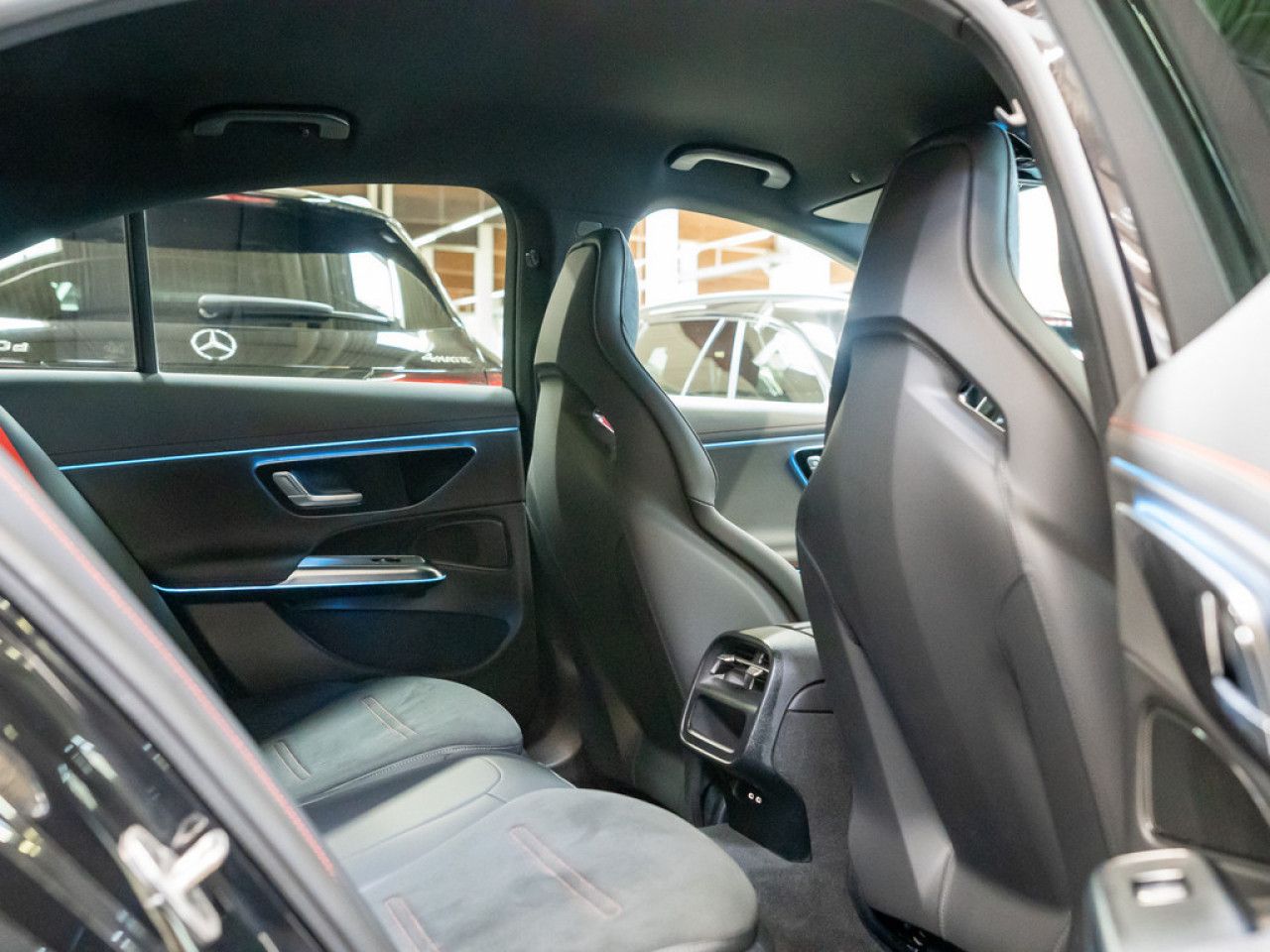 Mercedes-Benz E-Klasse – Bild 7