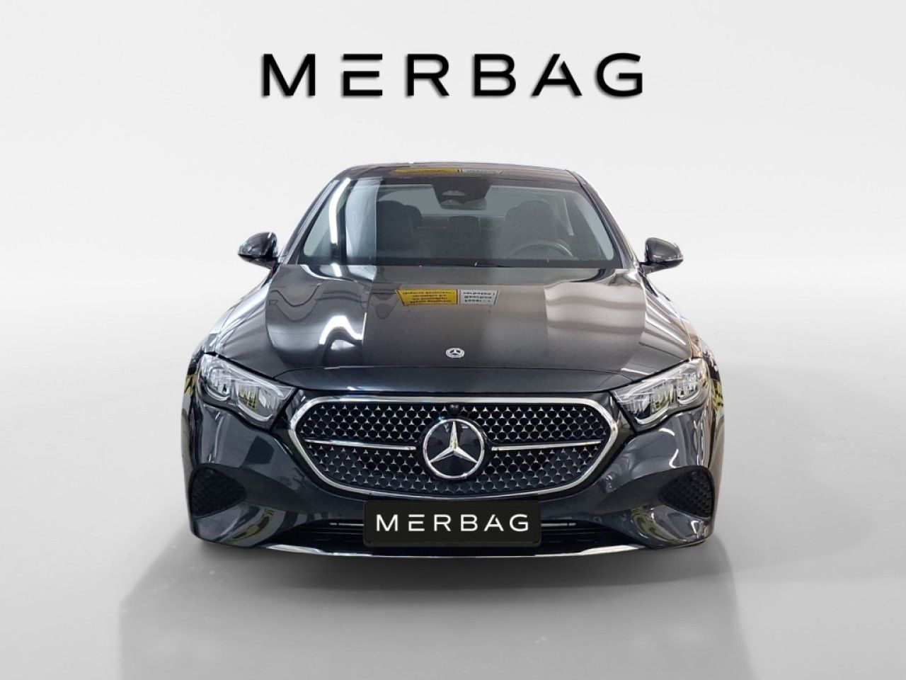 Mercedes-Benz E-Klasse – Bild 8