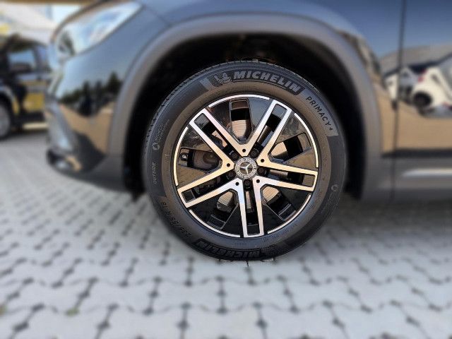 Mercedes-Benz GLA 220