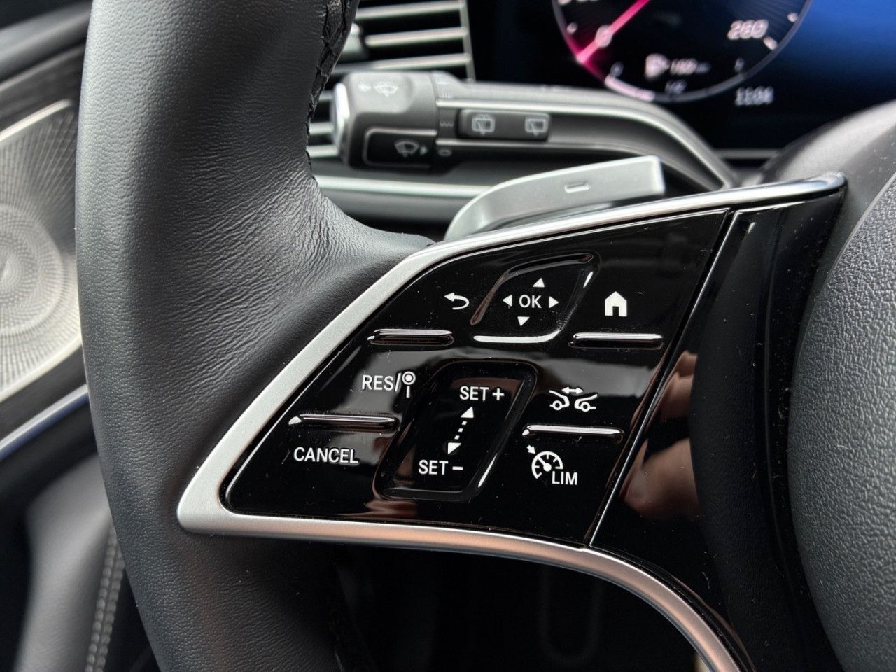 Mercedes-Benz GLS – Bild 26