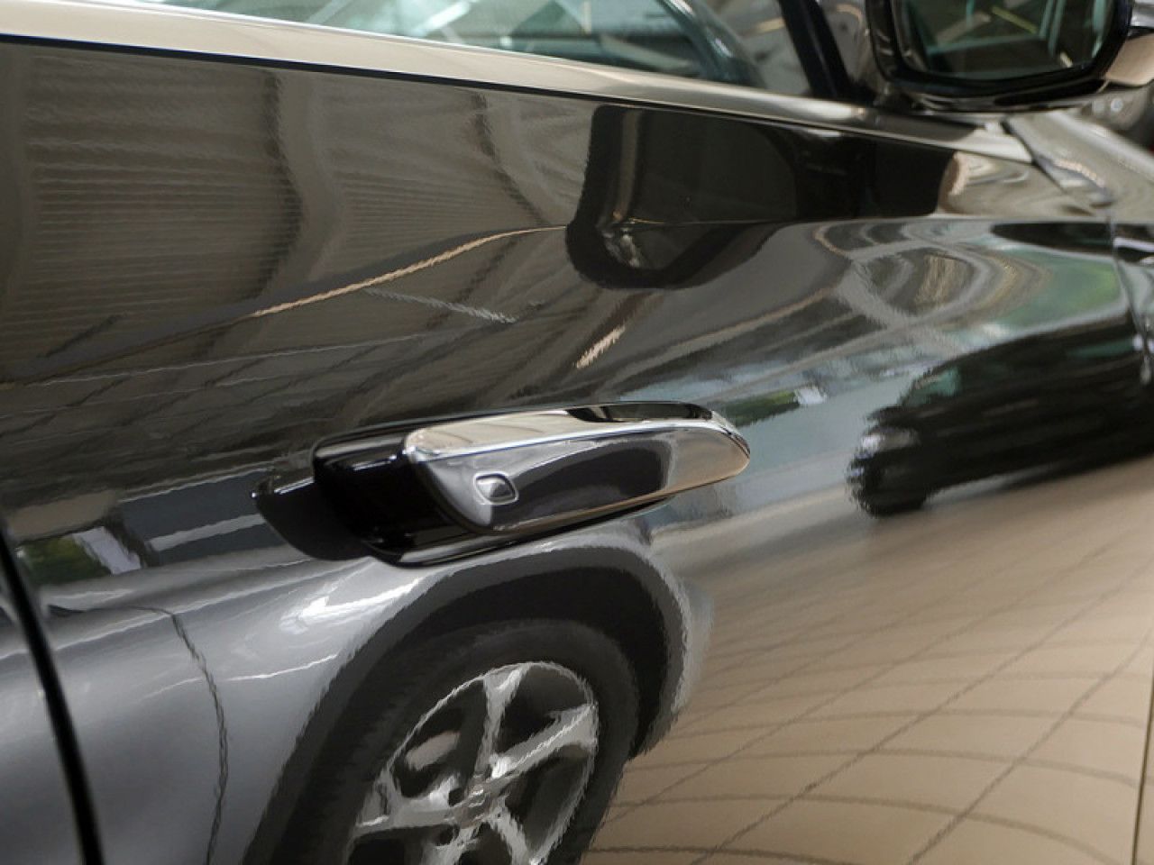 Mercedes-Benz E-Klasse – Bild 9