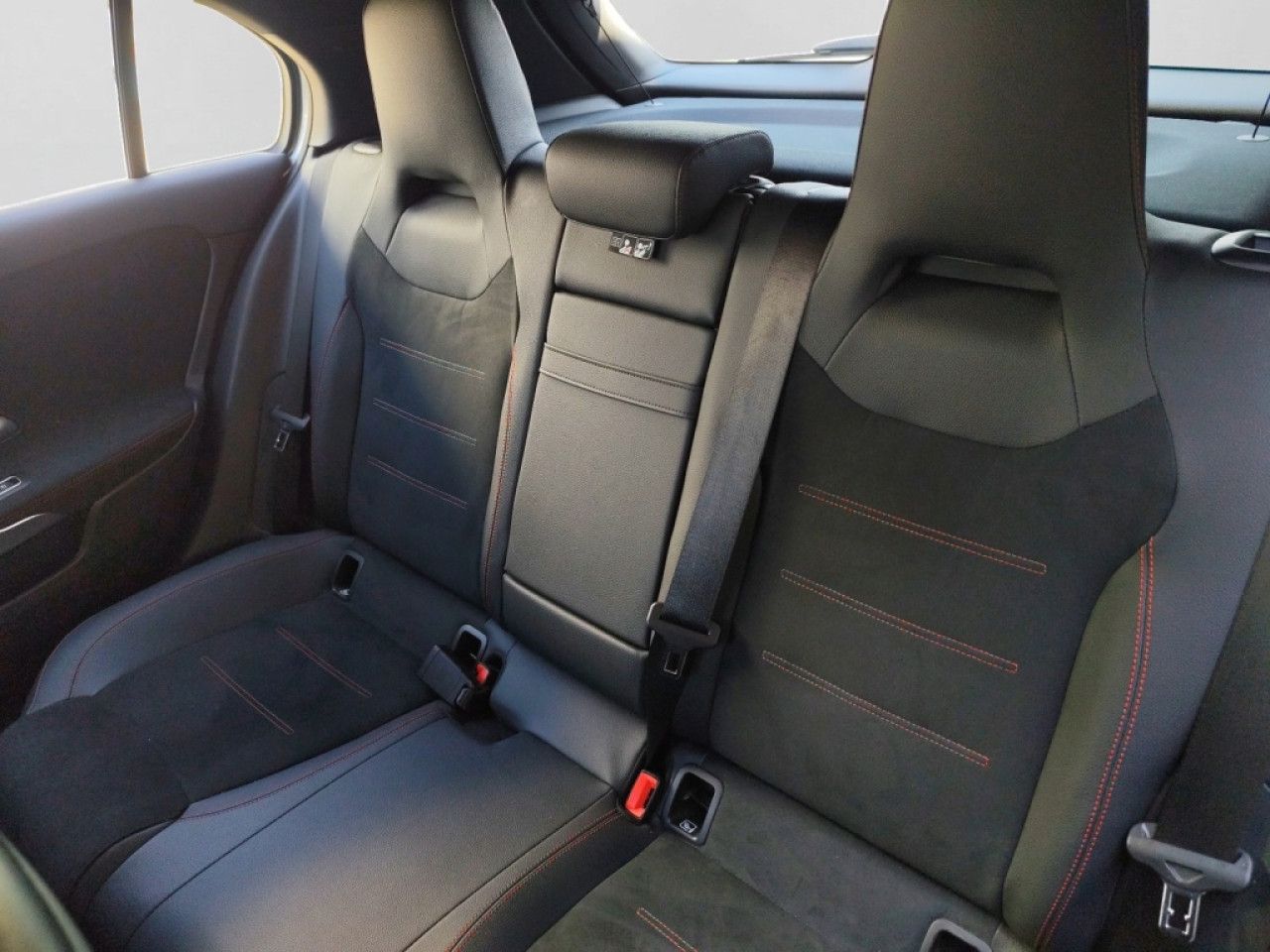Mercedes-Benz A-Klasse – Bild 13