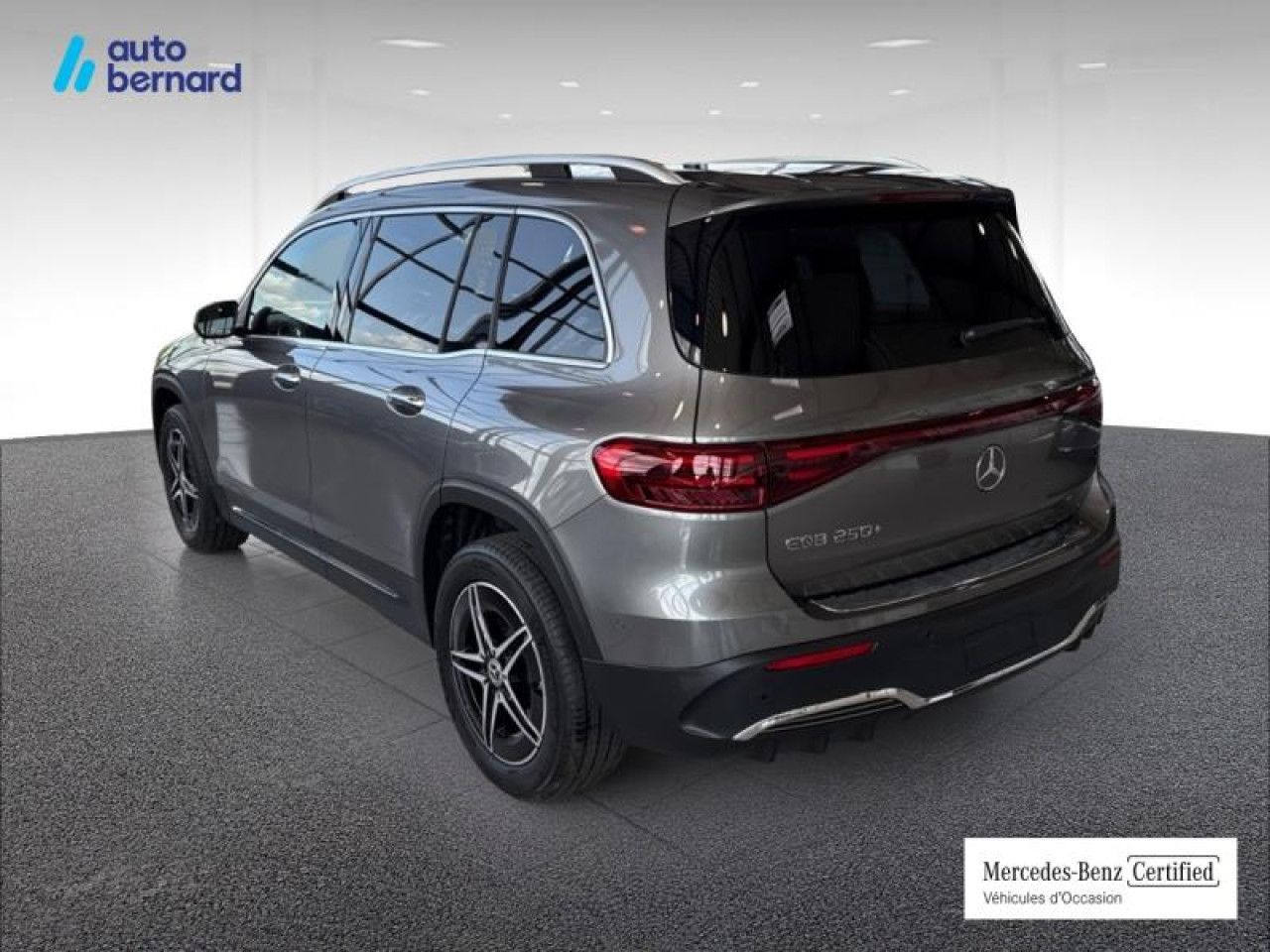 Photo du v&eacute;hicule 7 / 17