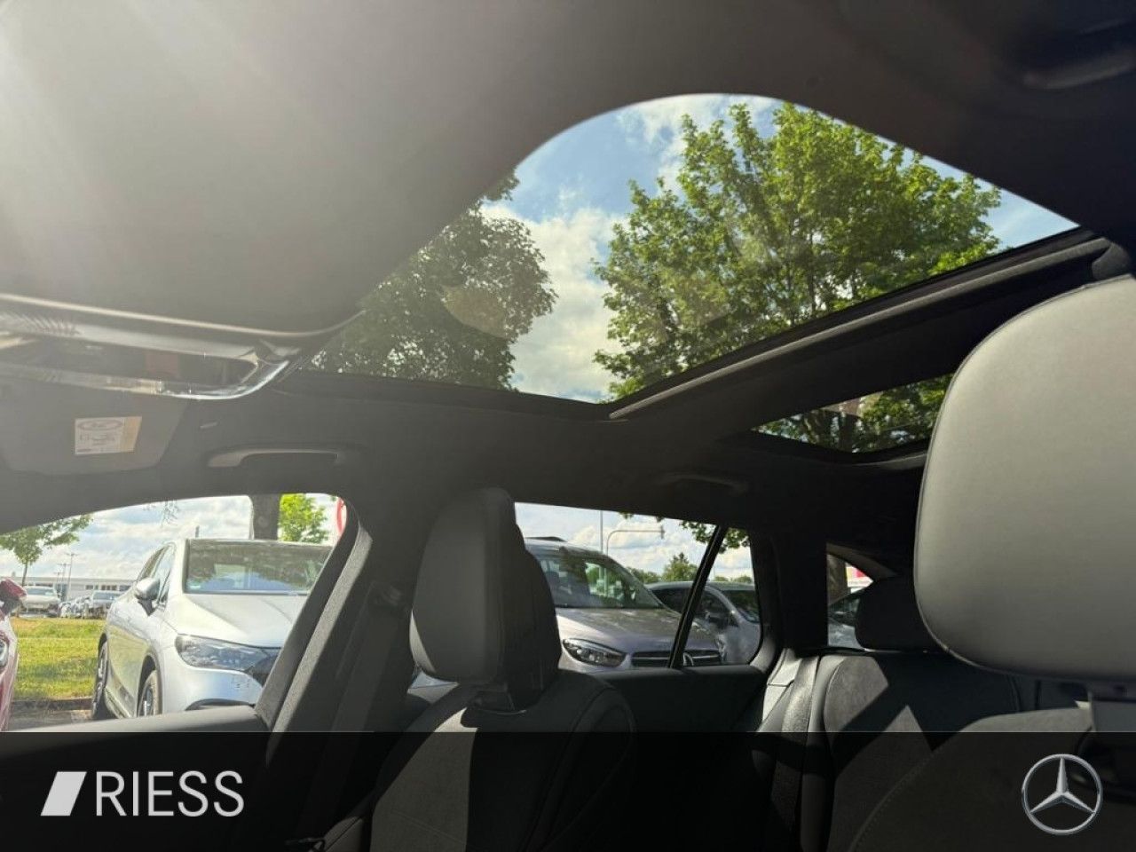 Mercedes-Benz C-Klasse – Bild 10