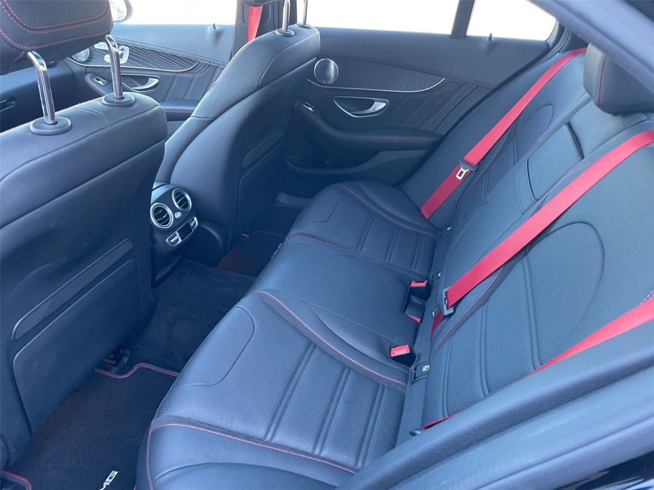 Fahrzeugbild 17 / 23