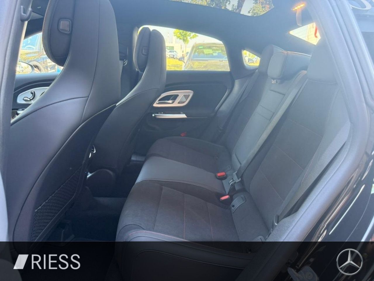 Mercedes-Benz CLA – Bild 4
