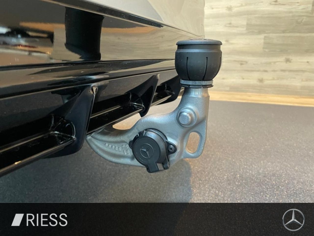 Mercedes-Benz E-Klasse – Bild 17