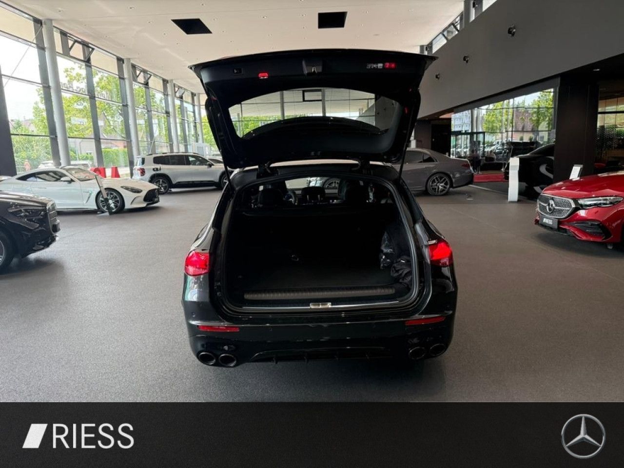 Mercedes-Benz E-Klasse – Bild 19