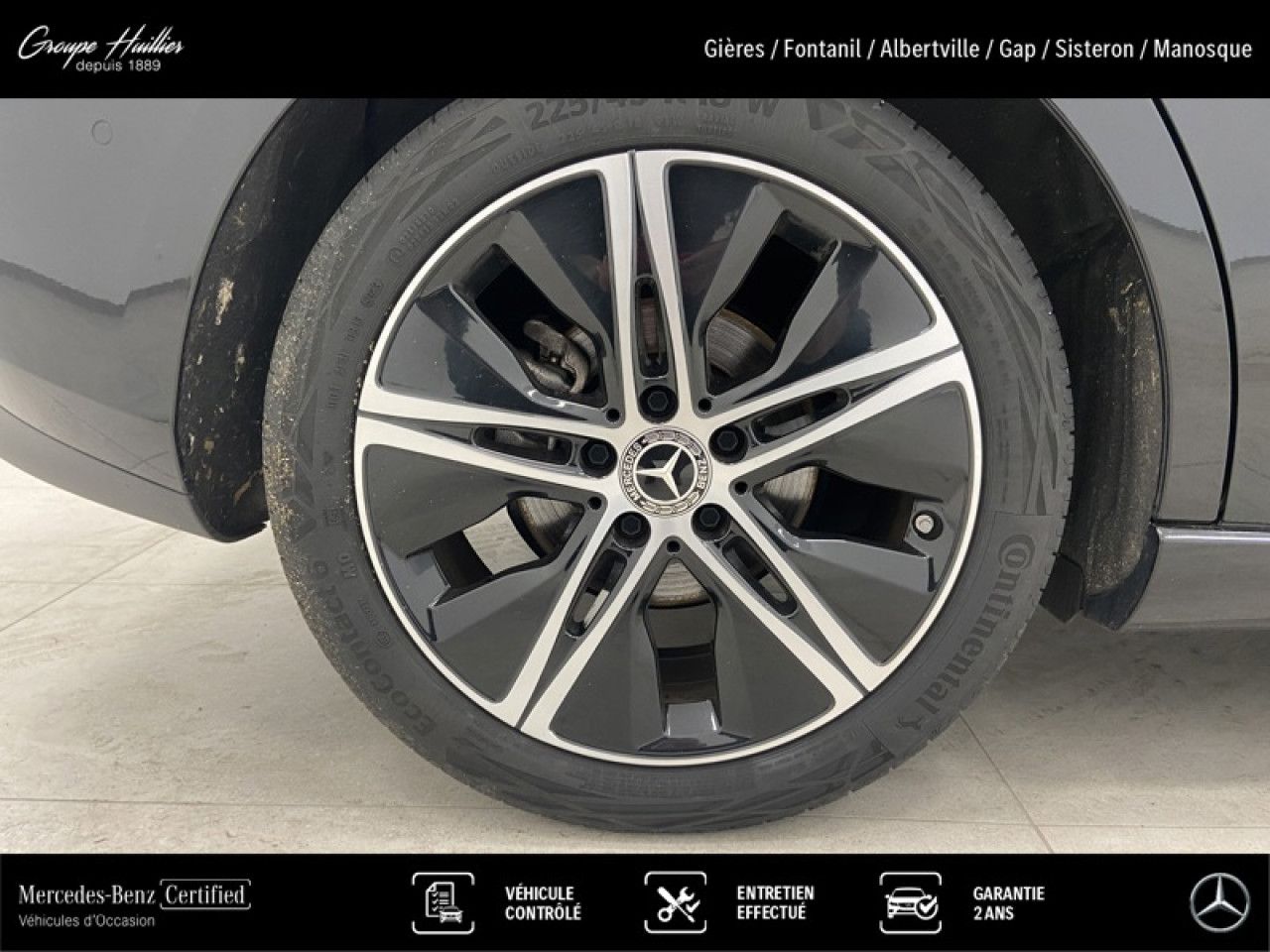 Photo du v&eacute;hicule 16 / 18