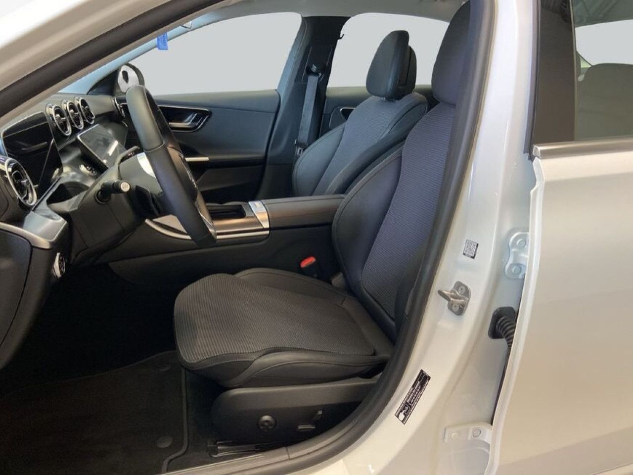 Mercedes-Benz C-Klasse – Bild 11