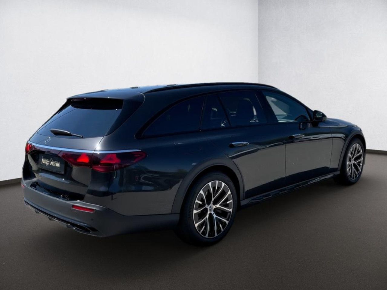 Mercedes-Benz E-Klasse – Bild 4