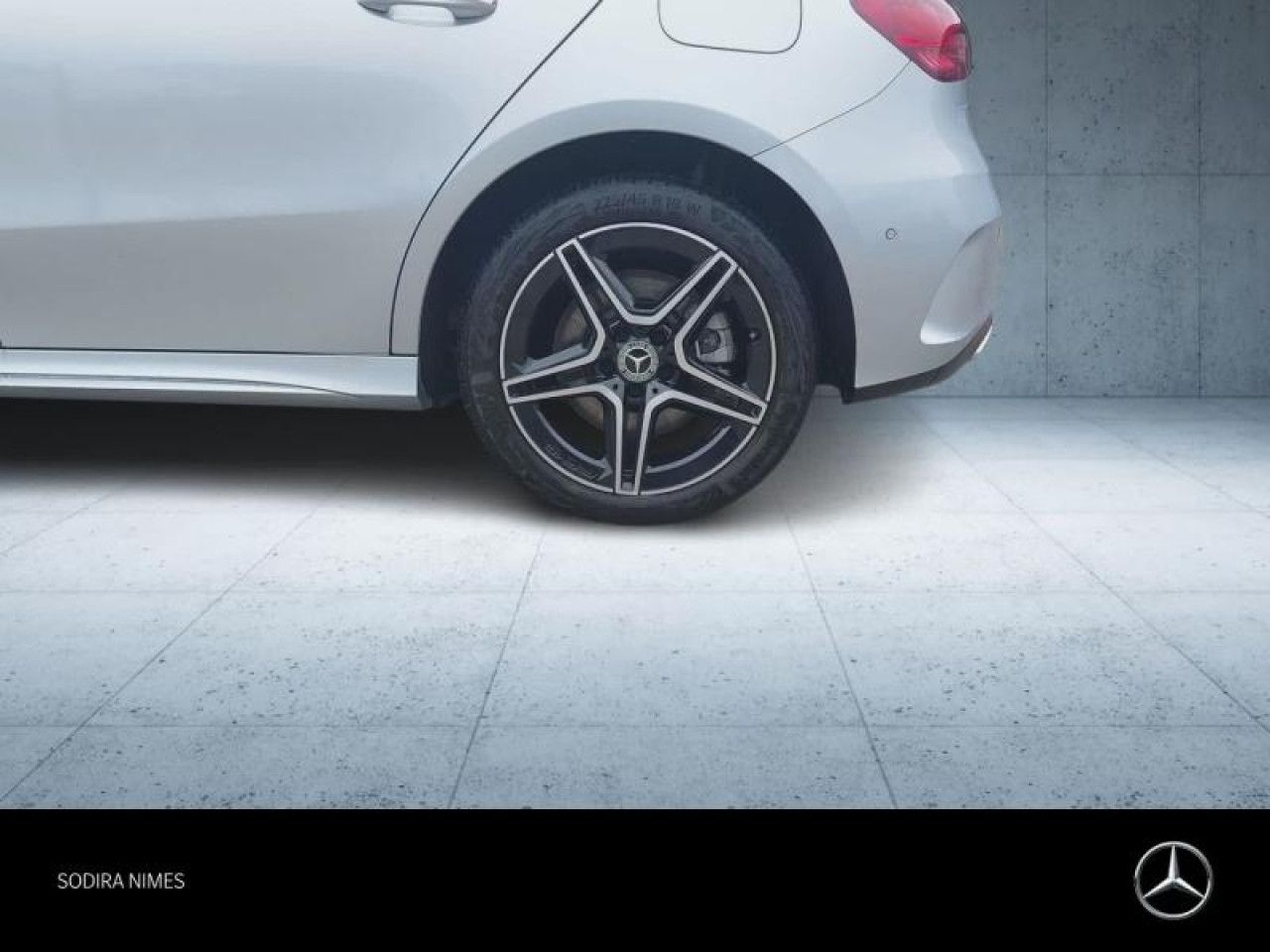 Photo du v&eacute;hicule 10 / 18