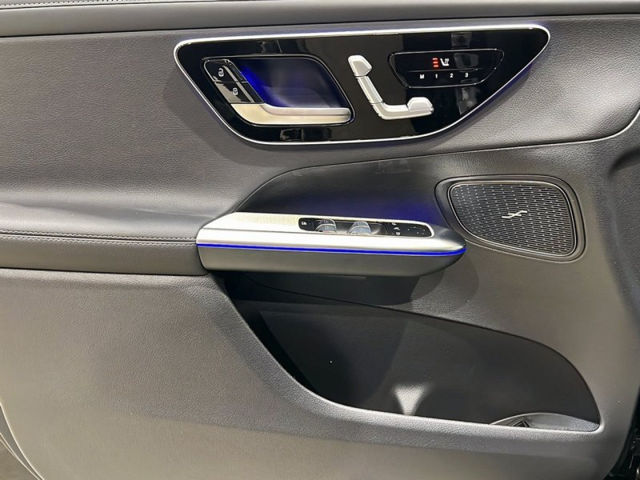 Fahrzeugbild 11 / 12