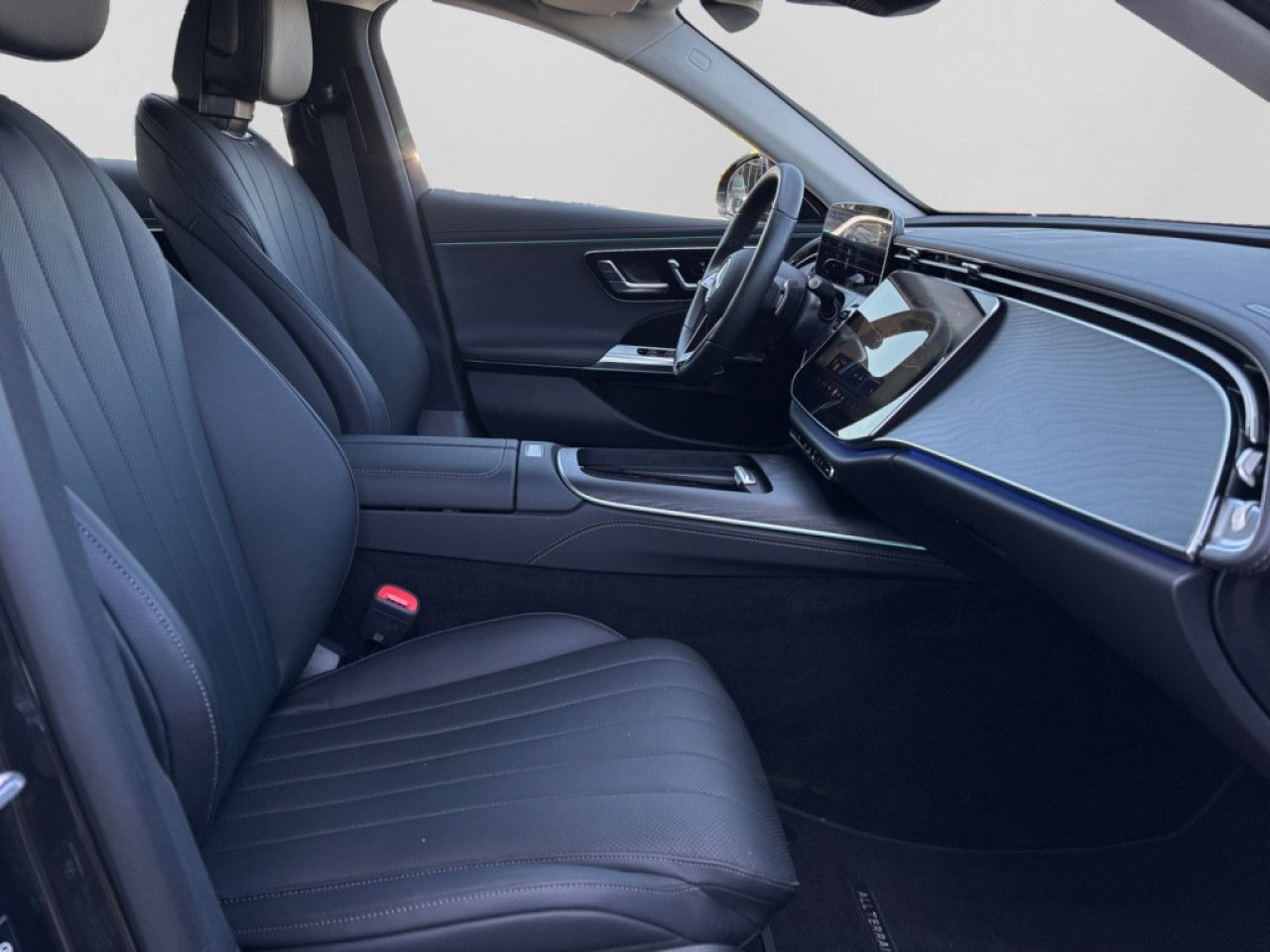 Mercedes-Benz E-Klasse – Bild 11