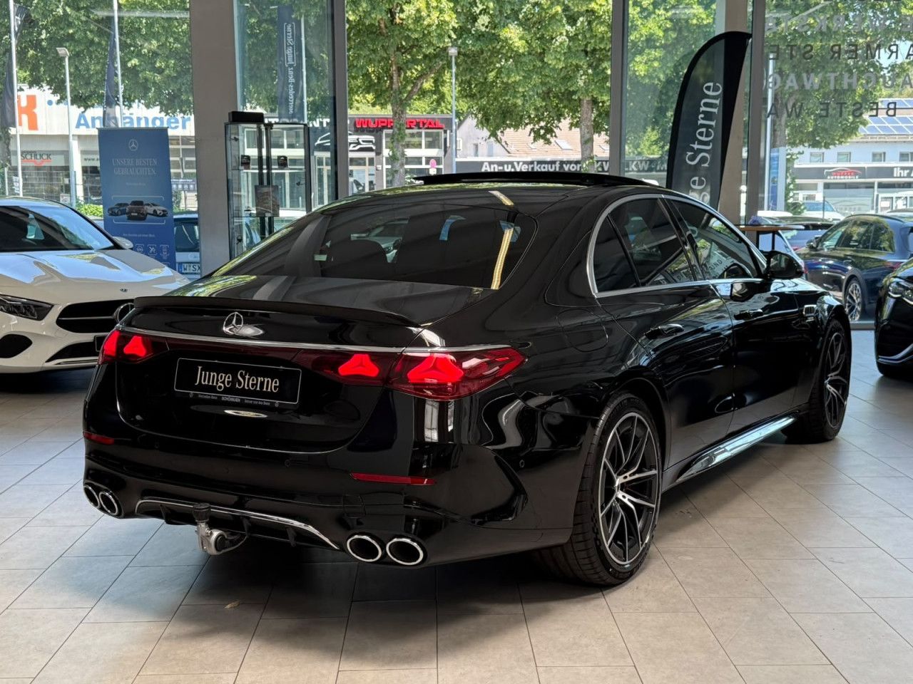 Mercedes-Benz E-Klasse – Bild 11