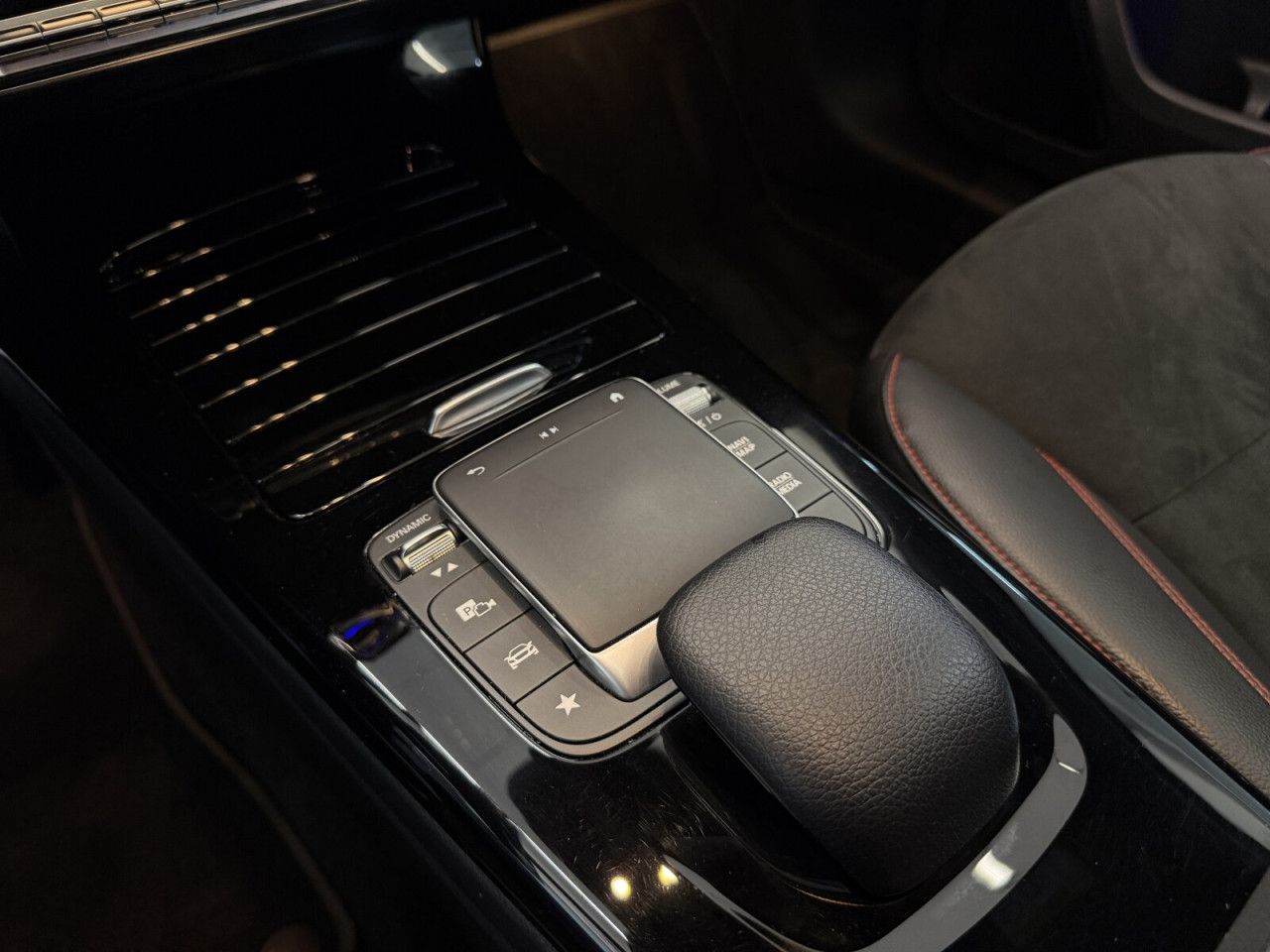 Fahrzeugbild 16 / 24