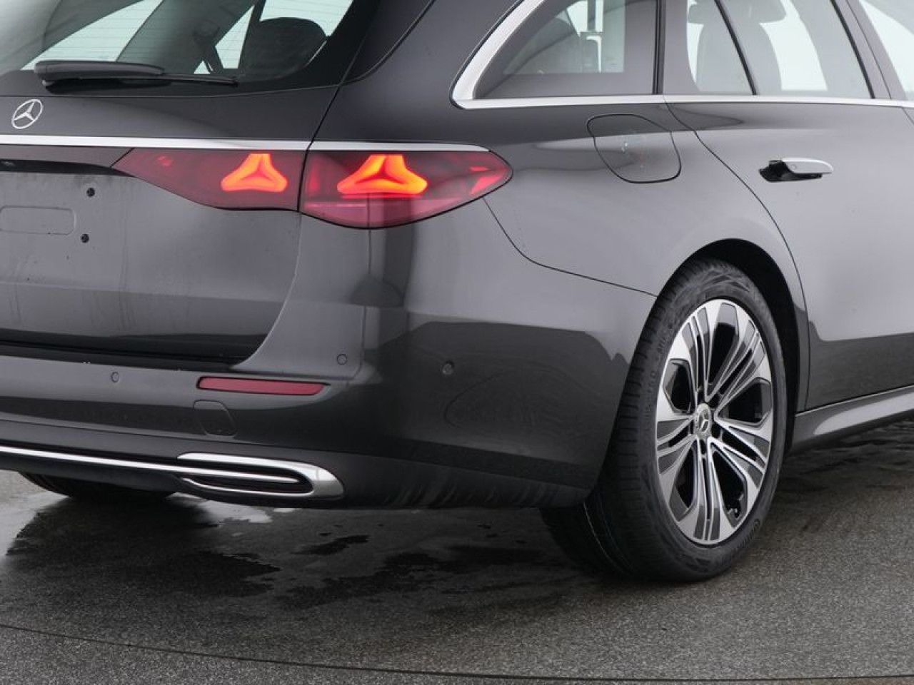 Mercedes-Benz E-Klasse – Bild 9