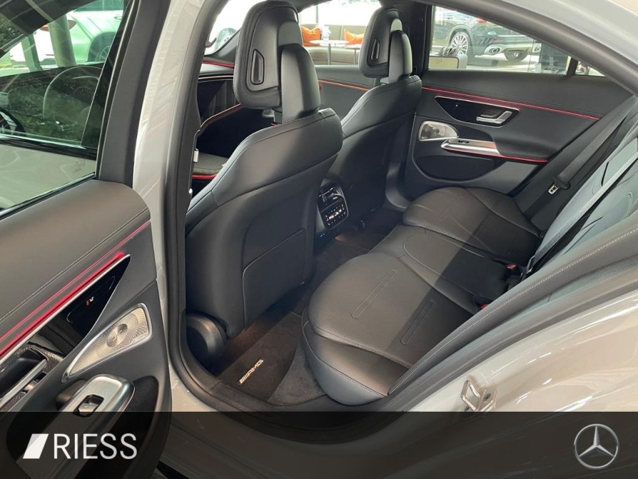 Mercedes-Benz E-Klasse – Bild 4