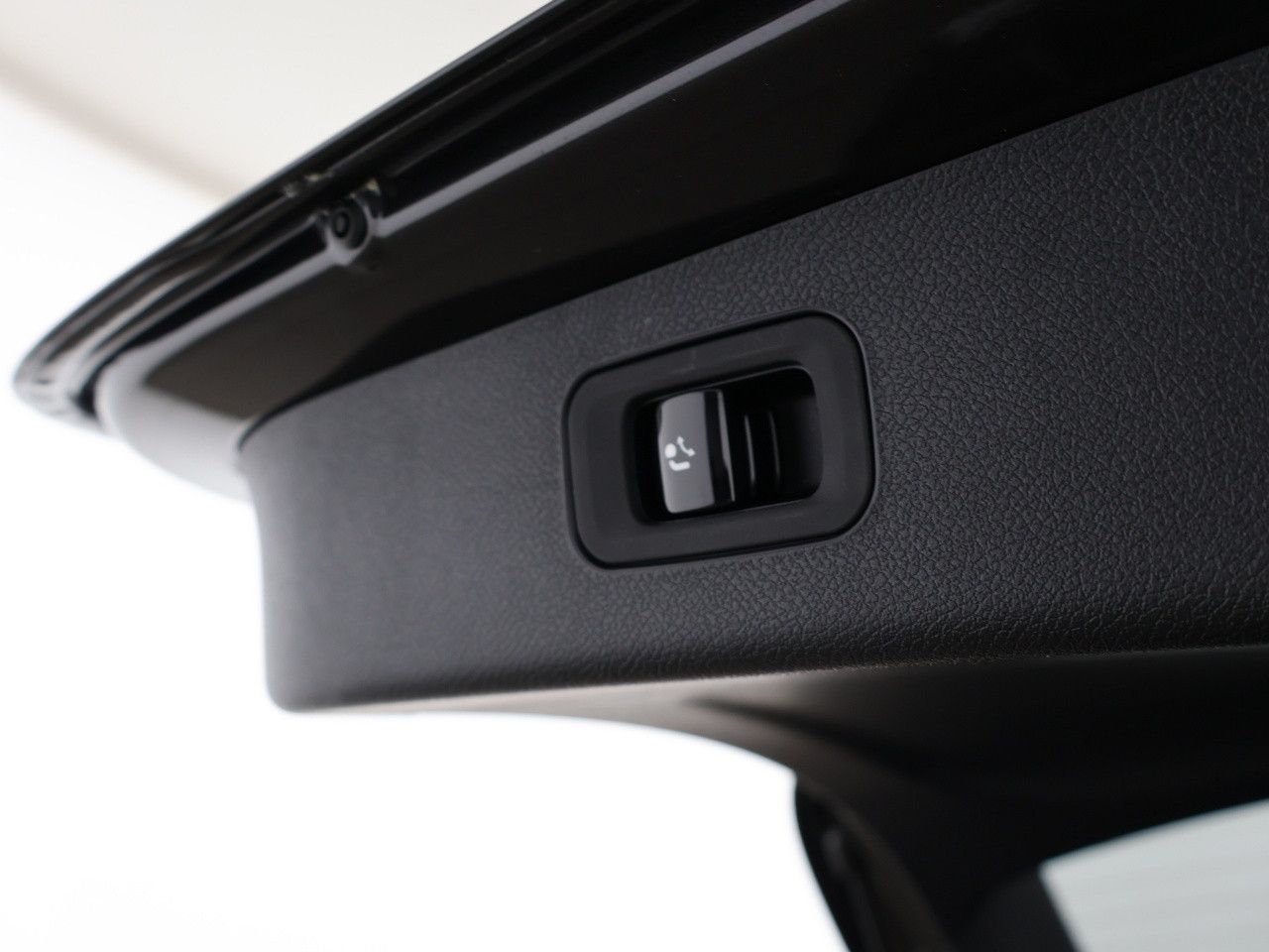 Mercedes-Benz E-Klasse – Bild 21