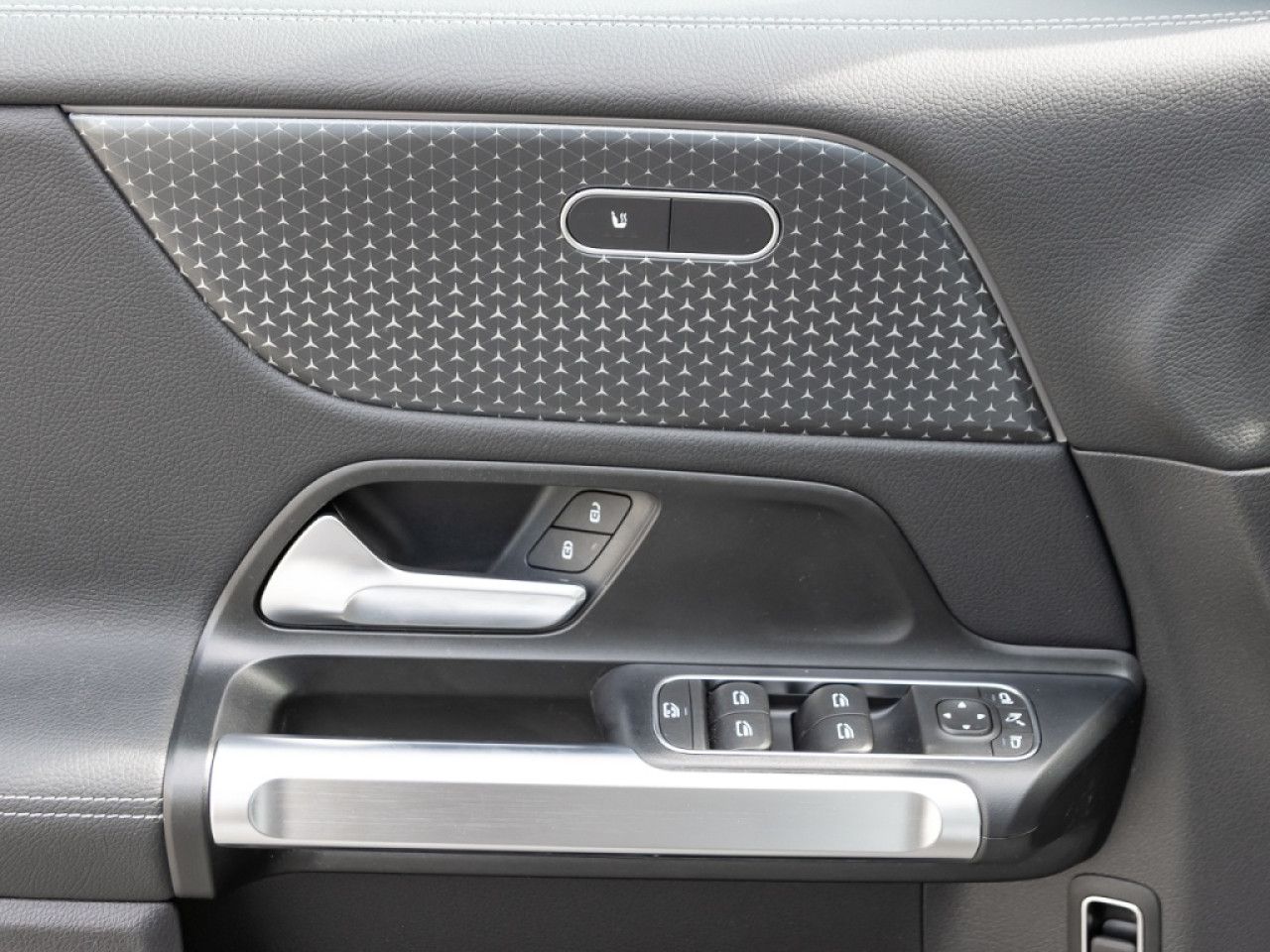Mercedes-Benz EQB – Bild 14
