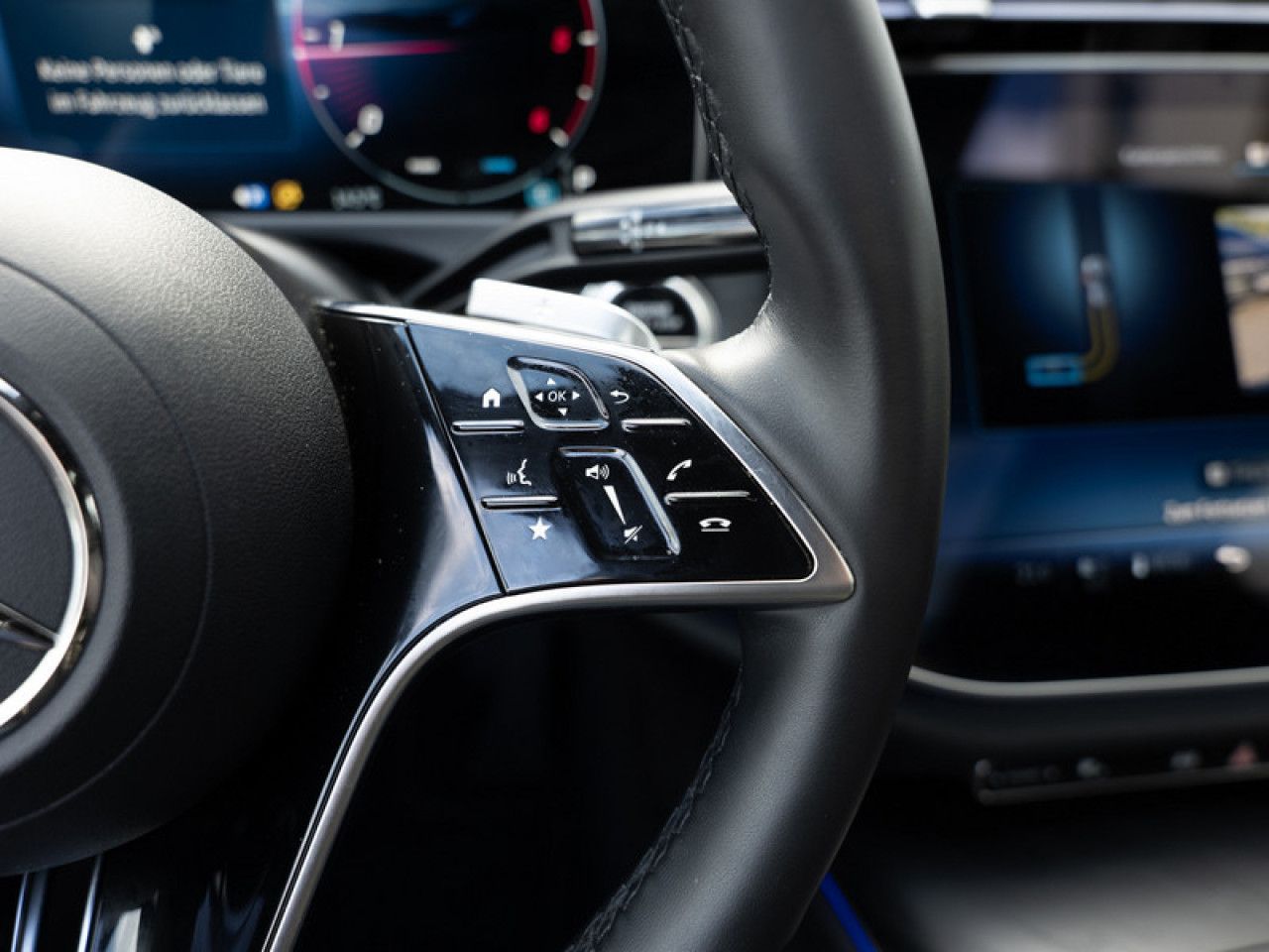 Mercedes-Benz E-Klasse – Bild 16