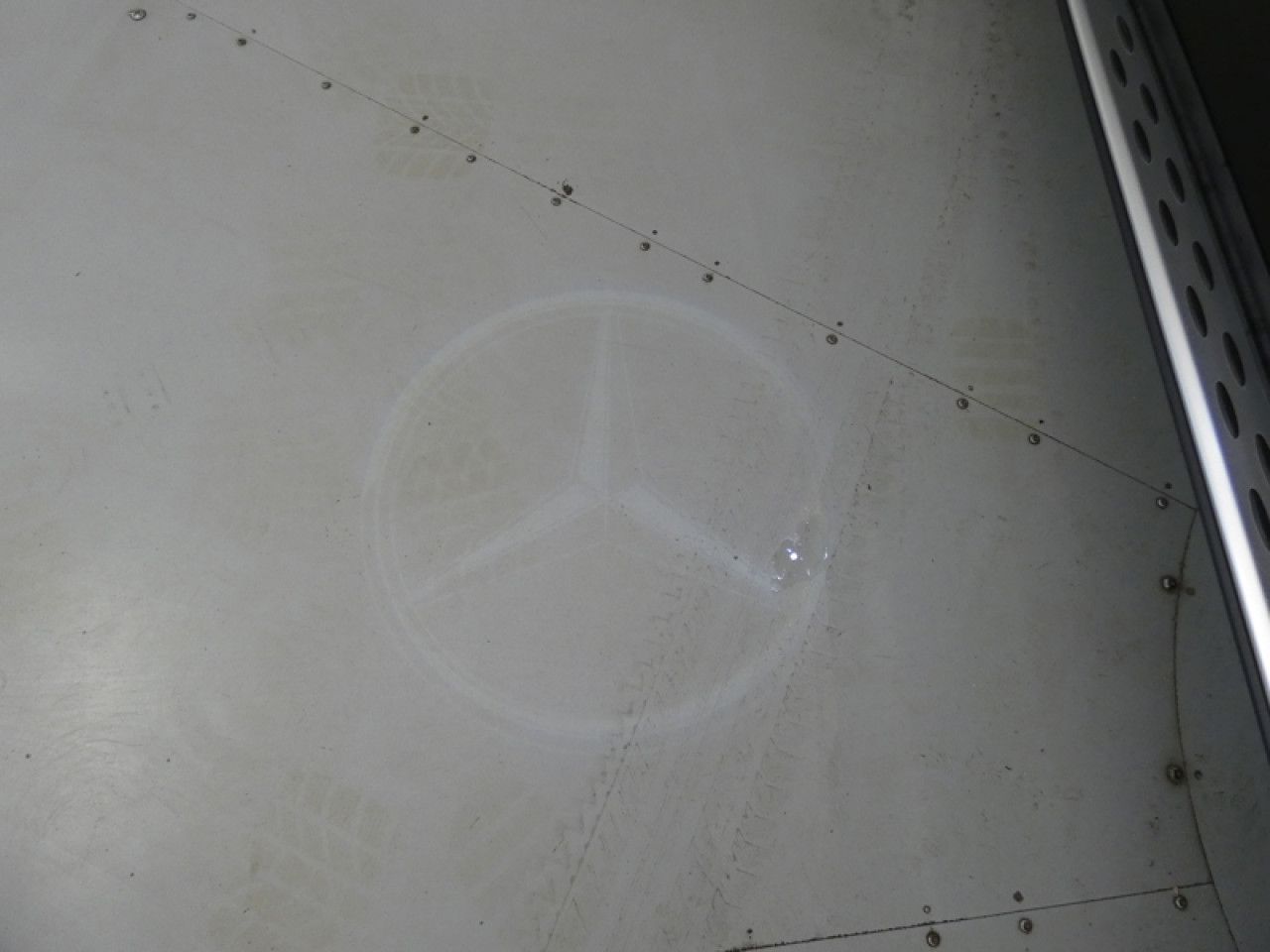 Photo du v&eacute;hicule 17 / 18