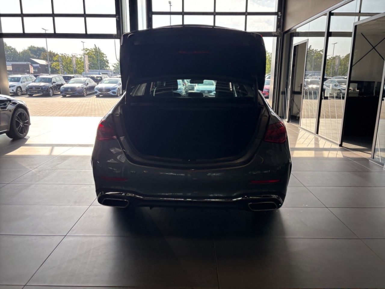 Mercedes-Benz C-Klasse – Bild 8