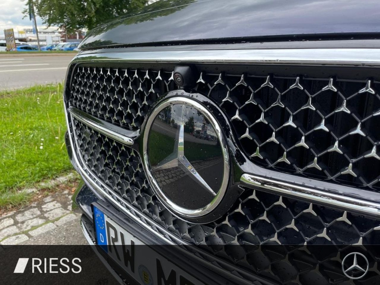 Mercedes-Benz E-Klasse – Bild 18
