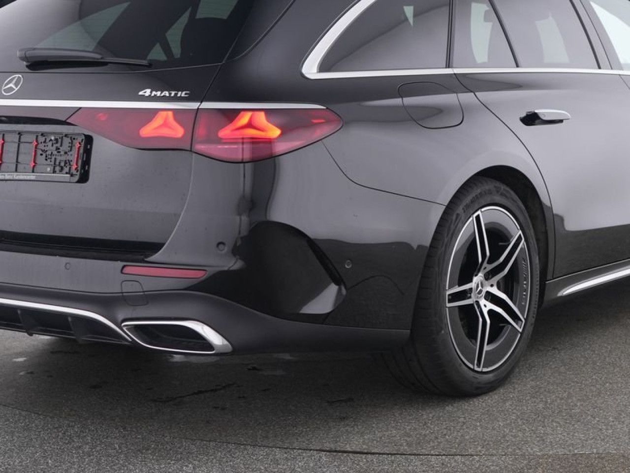 Mercedes-Benz E-Klasse – Bild 3
