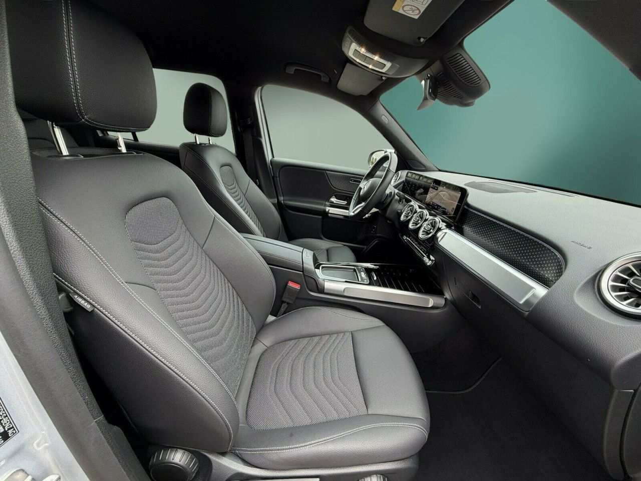 Mercedes-Benz GLB – Bild 15