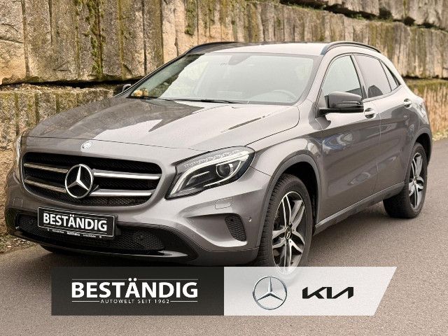 Mercedes-Benz GLA 220