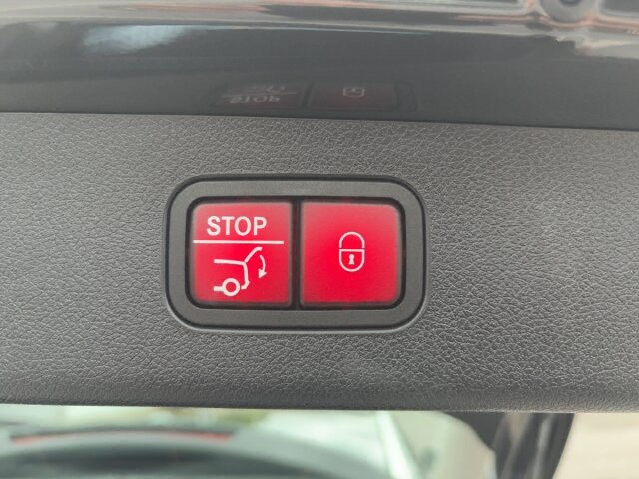 Mercedes-Benz E-Klasse – Bild 15
