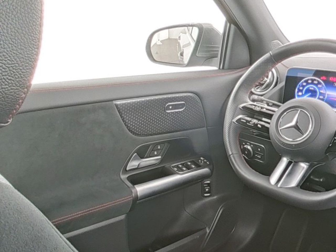 Fahrzeugbild 8 / 9