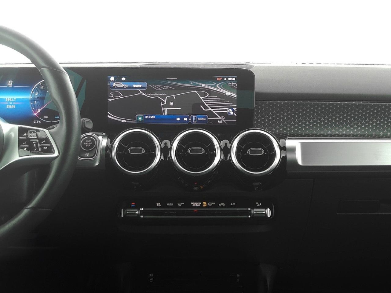 Mercedes-Benz GLB – Bild 18