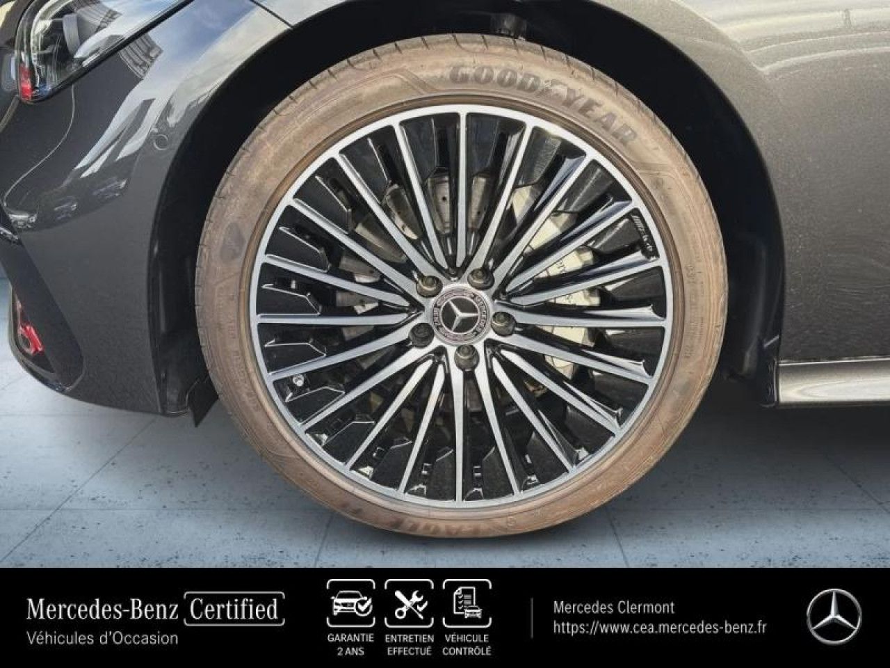 Photo du v&eacute;hicule 7 / 18