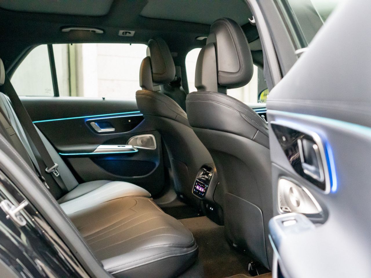Mercedes-Benz E-Klasse – Bild 7