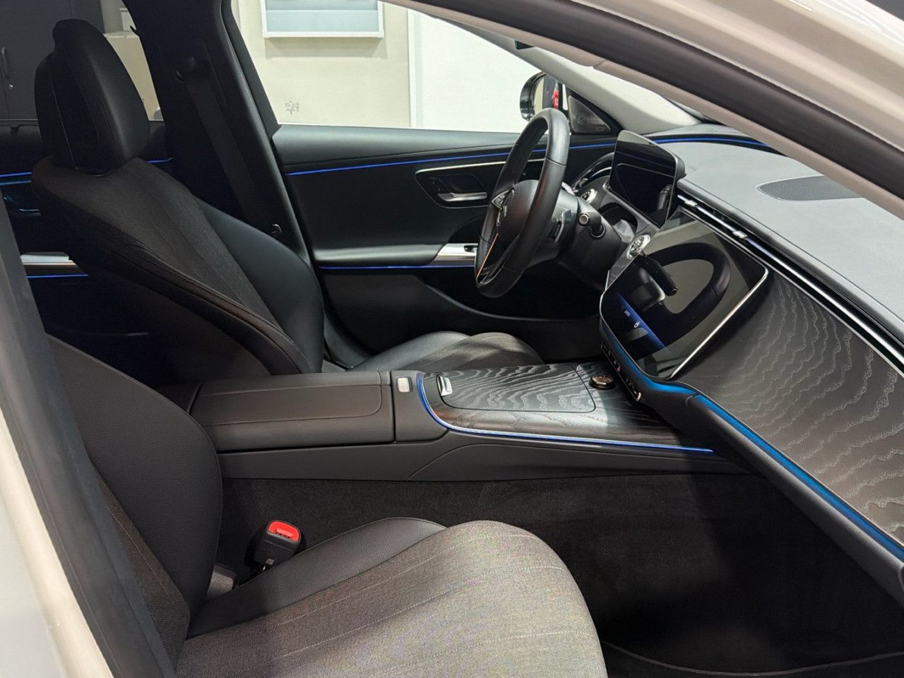 Mercedes-Benz E-Klasse – Bild 15