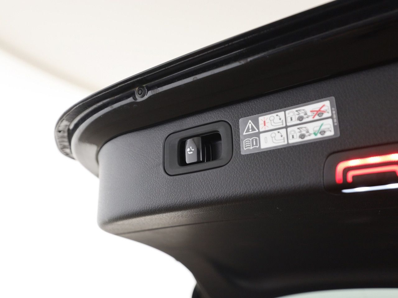 Mercedes-Benz C-Klasse – Bild 24